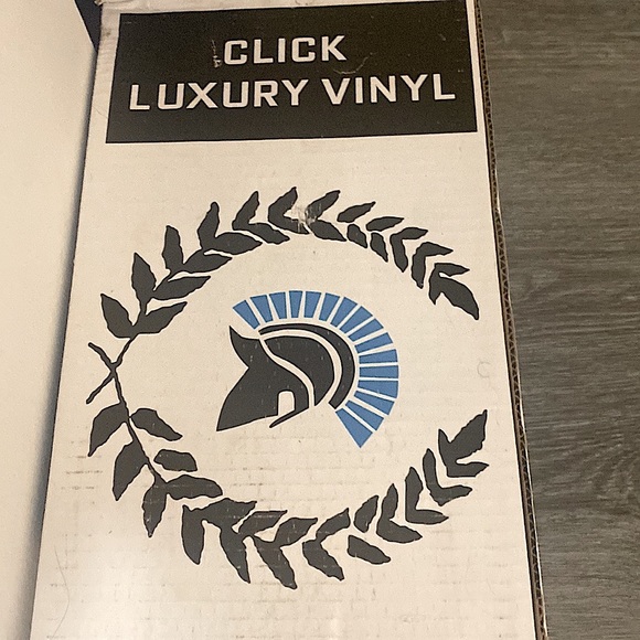 Click flooring easy to do - Picture 2 of 3